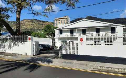 Office Building for Sale in Port Louis – A smart investment opportunity!  